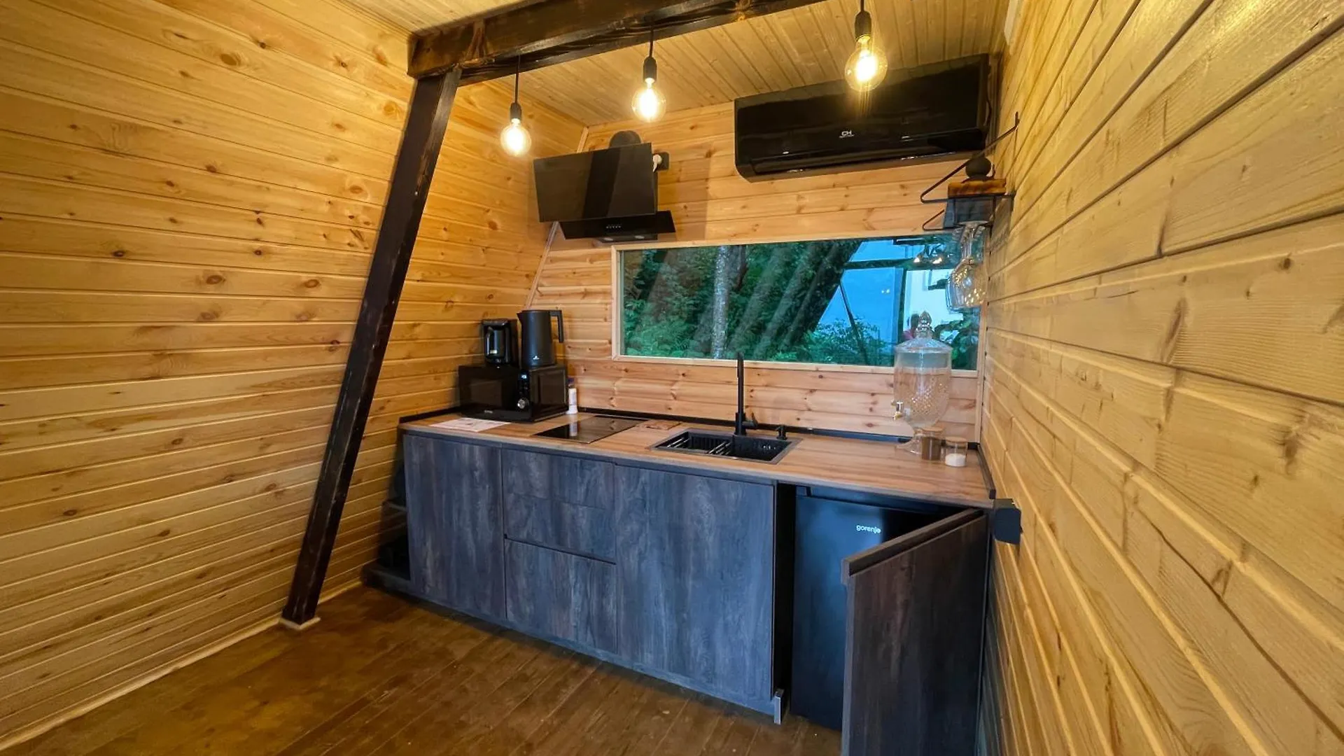 A-Frame Rest-Art Hotel Batumi Campsite