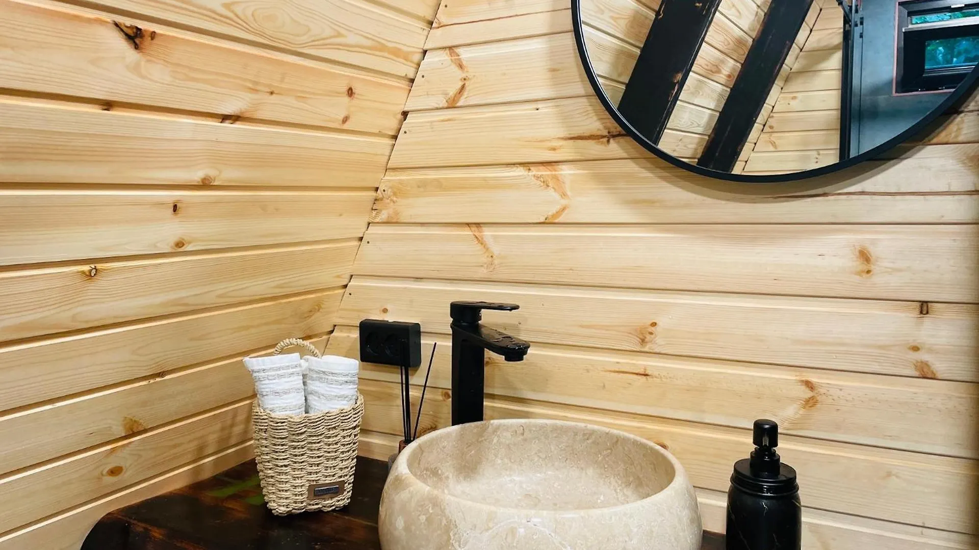 A-Frame Rest-Art Hotel Batumi
